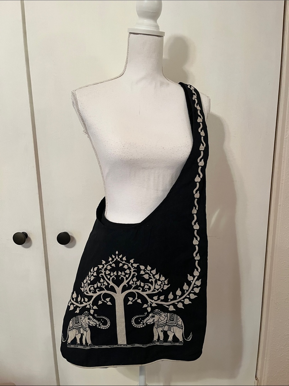 NWT Black Crossbody Hobo Bag with White Elephant & Tree Print